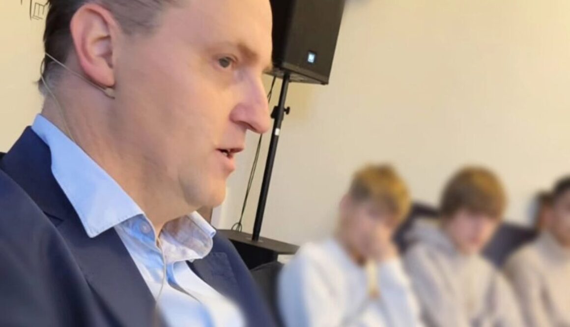 589512192_1360307979442008_8274769548035663332_n